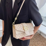Retro letter buckle crossbody bag - 