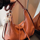 【Black Friday】Retro Texture Dark Brown Crescent-Shaped Shoulder Handbag, Cute Bear Pendant Bag, Niche Design, Simple Classic Handbag, Fashionable Hobo Bag, Crossbody Shoulder Purse, Casual Shoulder Purse, Suitable for Students, Shopping, Etc - image 12