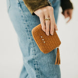 Casual Chic Woven Vegan Leather Wallet: Compact Zip-Around Coin Purse